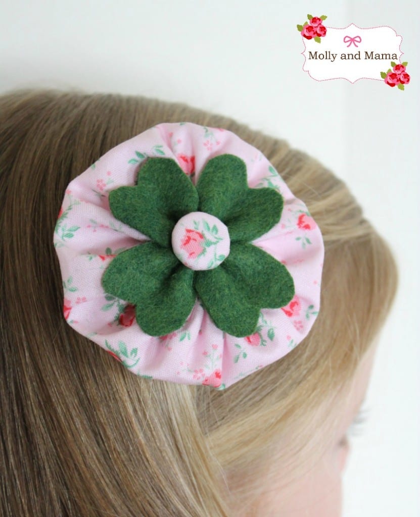 The four leaf clover hair clip tutorial by Molly and Mama