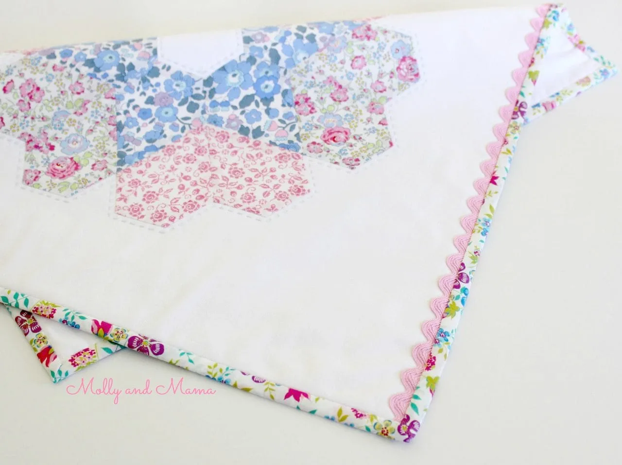 Binding Details on the Love is in the Stars Block